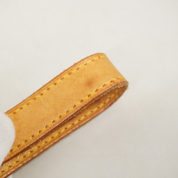 LOUIS VUITTON Brown Monogram Tote Bag - Picture 9 of 10